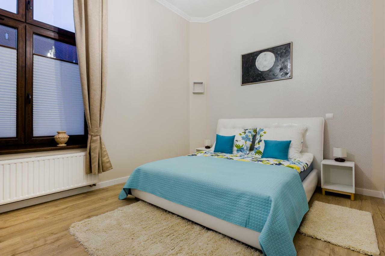 Kings Landing Apartament Krasków Exterior foto